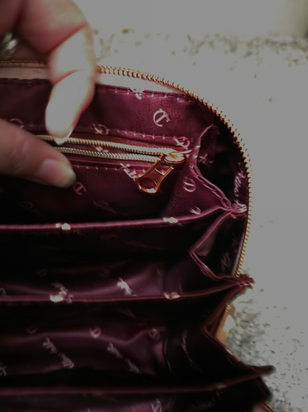 Charlotte Tilbury Pillow Talk Costmetics Case - Picture 4 of 9